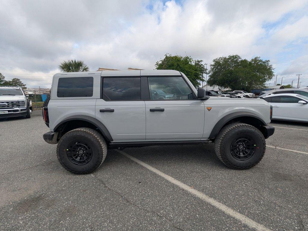 FORD BRONCO - 2