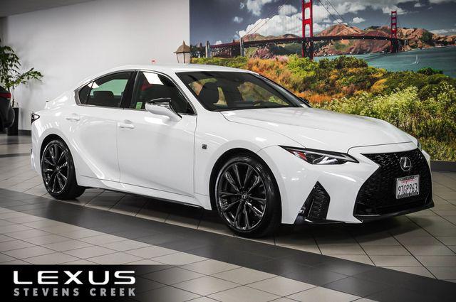 2025 Lexus IS 300