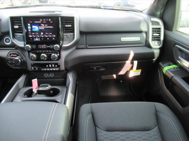 صورة مصغرة 15 لـ 2026 RAM 1500 BIG HORN/LONE STAR