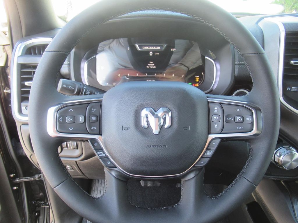2026 RAM 1500 LARAMIE — миниатюра 21