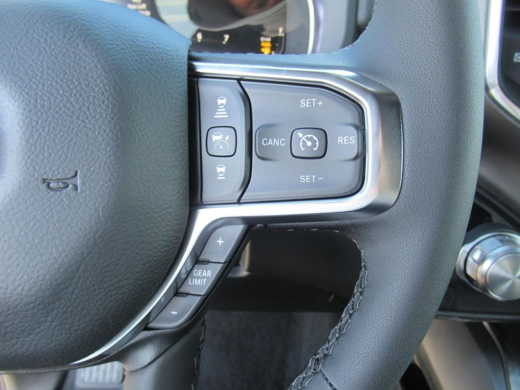2026 RAM 1500 LARAMIE — миниатюра 23