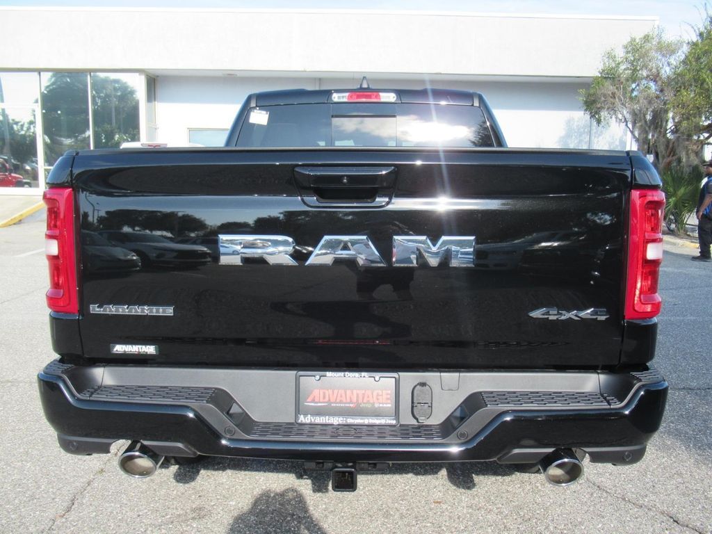 صورة 6 لـ 2026 RAM 1500 LARAMIE