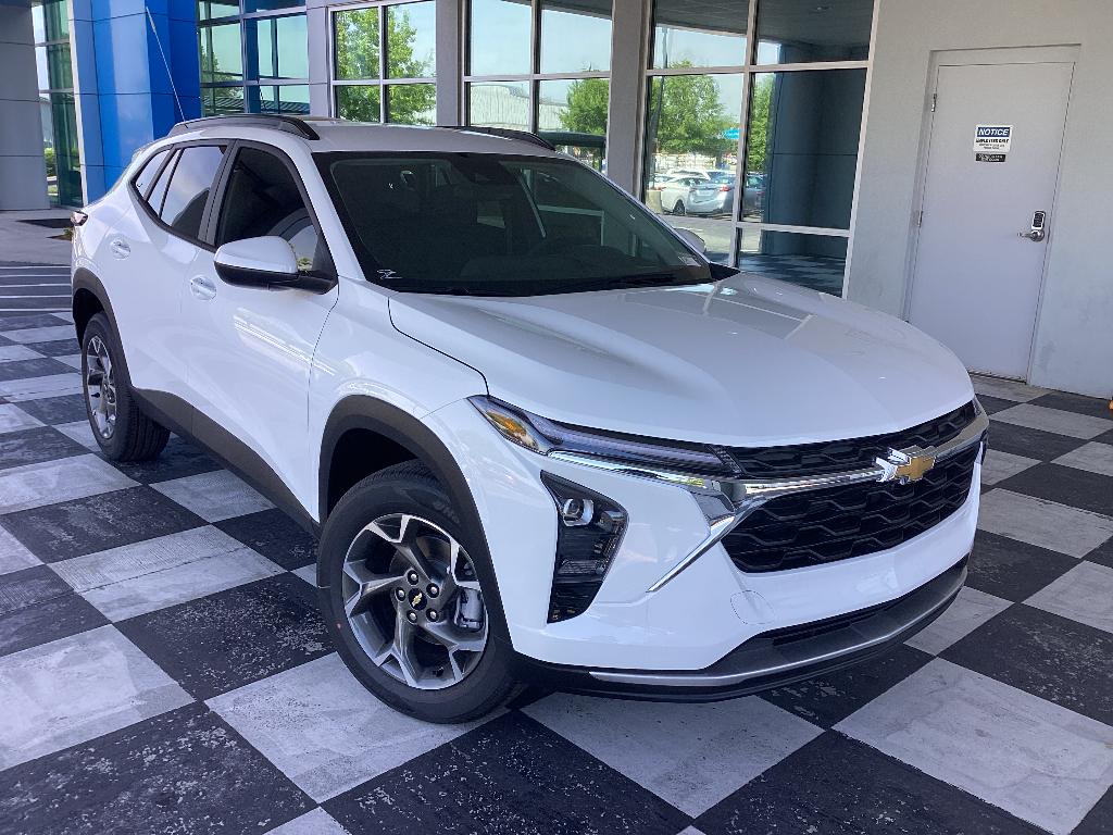 New 2026 Chevrolet Trax LT