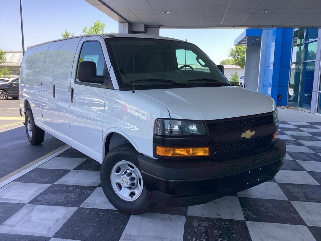 New 2026 Chevrolet Express 2500 Work Van