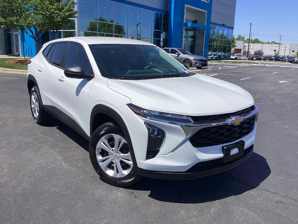 New 2026 Chevrolet Trax LS