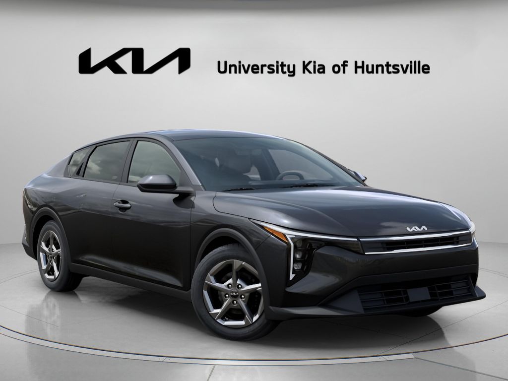 New 2026 Kia K4 LXS