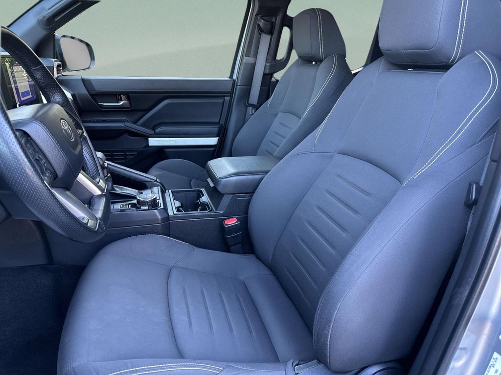 صورة مصغرة 13 لـ 2024 Toyota TACOMA TRD SPORT