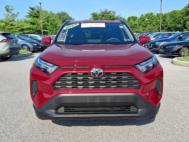 صورة 2 لـ 2025 Toyota RAV4 XLE