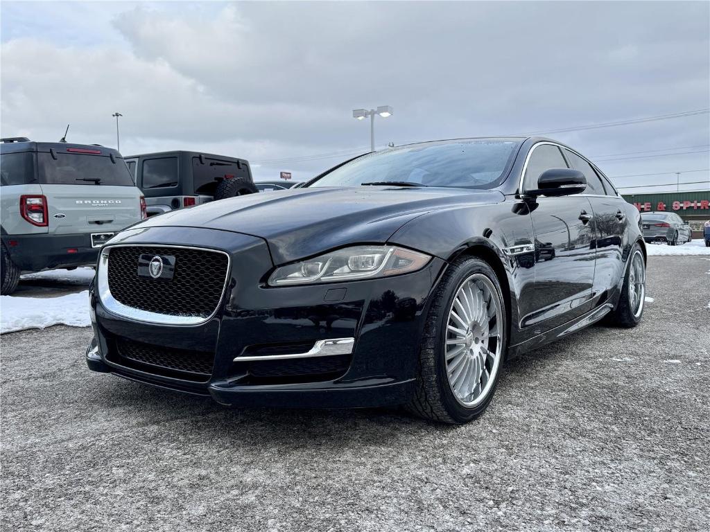 2016 Jaguar XJ