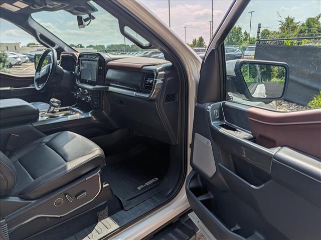 صورة مصغرة 13 لـ 2023 FORD F-150 LARIAT
