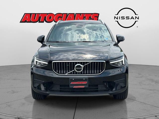 صورة 7 لـ 2025 VOLVO XC40 B5 CORE BRIGHT THEME