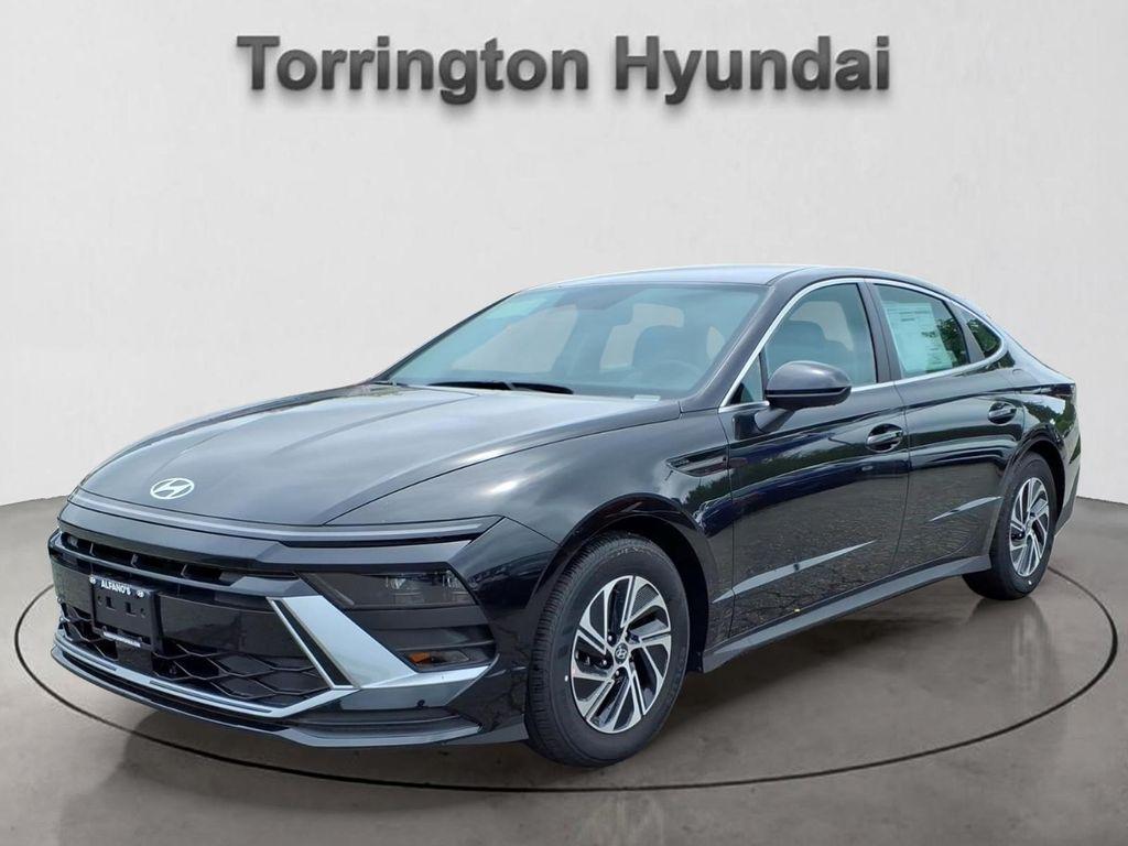 New 2026 Hyundai SONATA Hybrid Blue