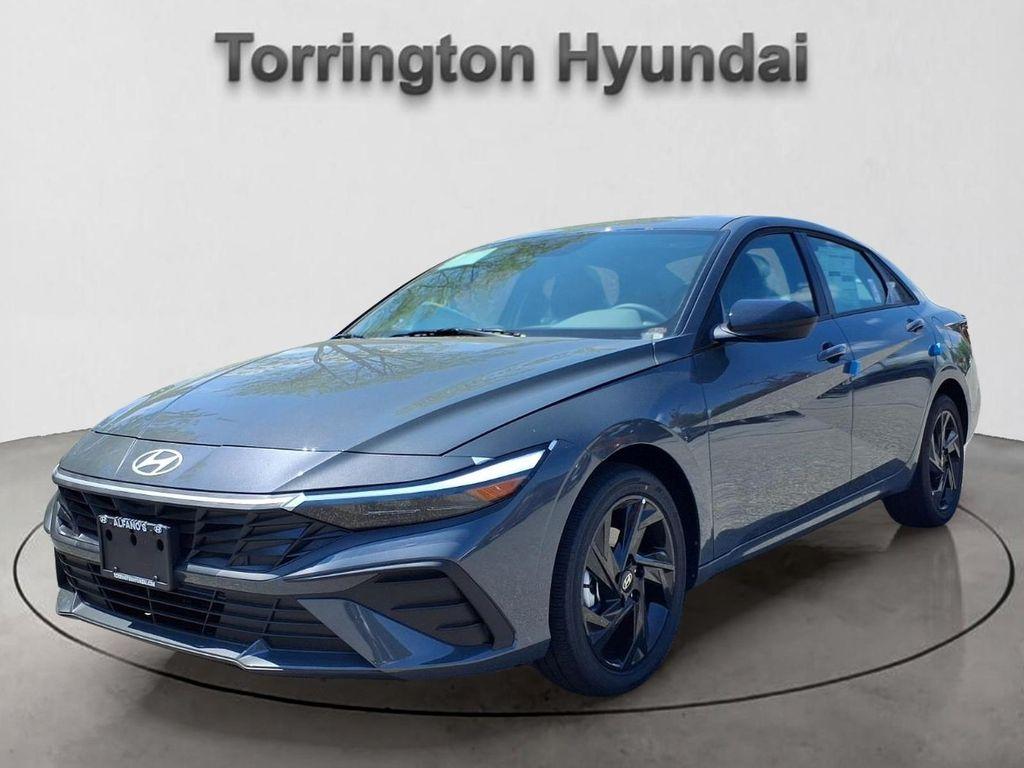 New 2026 Hyundai ELANTRA SEL Sport