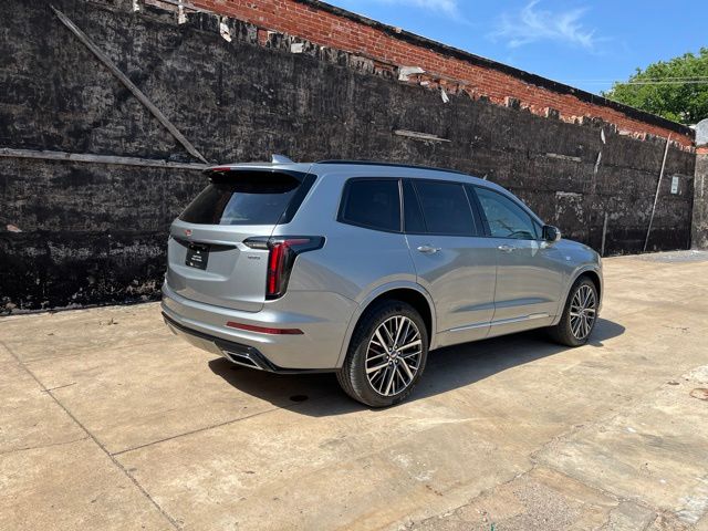 صورة 7 لـ 2023 Cadillac XT6 SPORT