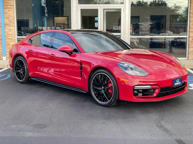 2023 Porsche Panamera GTS