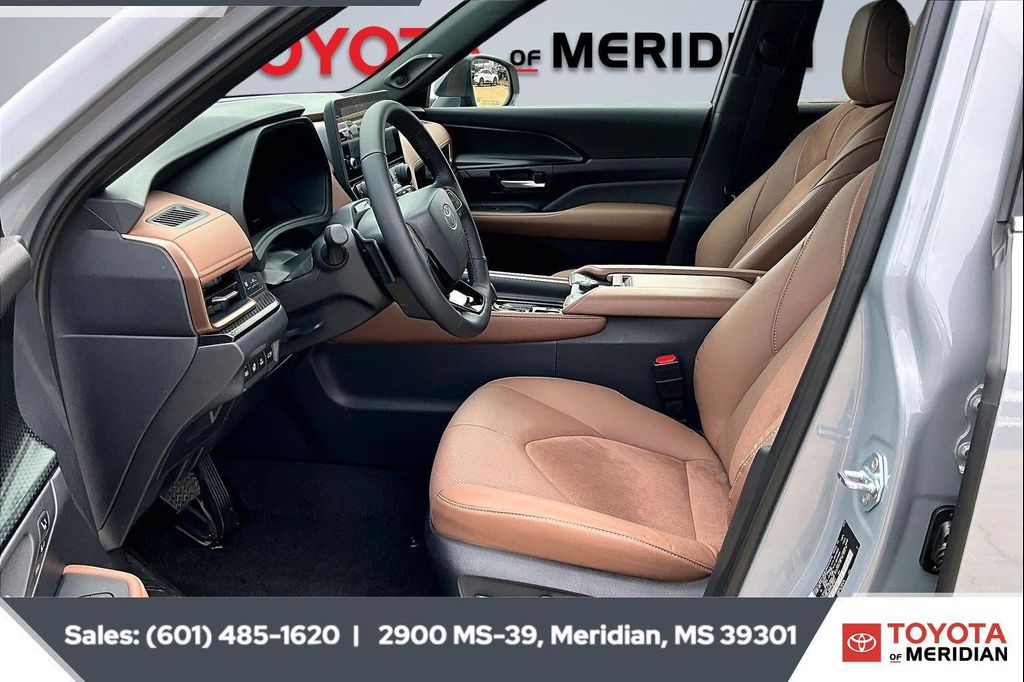 2026 Toyota GRAND HIGHLANDER HYBRID PLATINUM MAX 缩略图 11