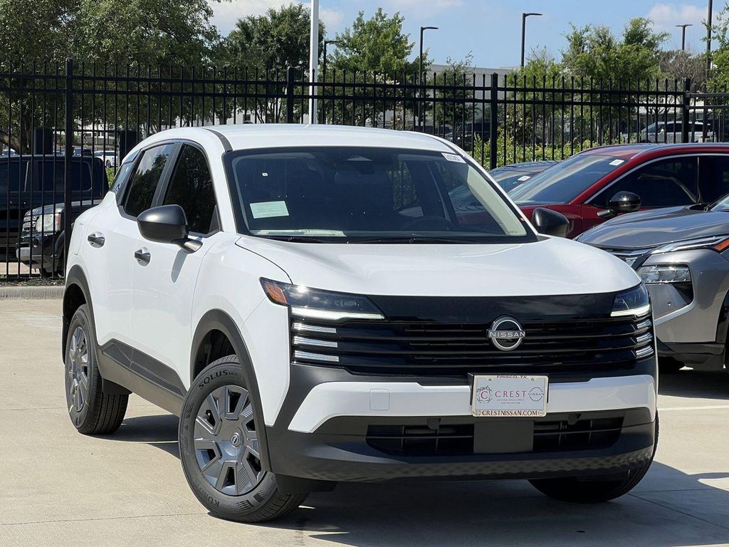 New 2026 Nissan Kicks S