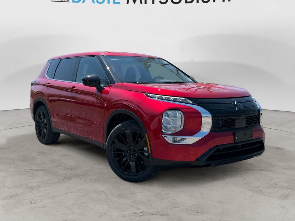 New 2026 Mitsubishi Outlander LE S-AWC