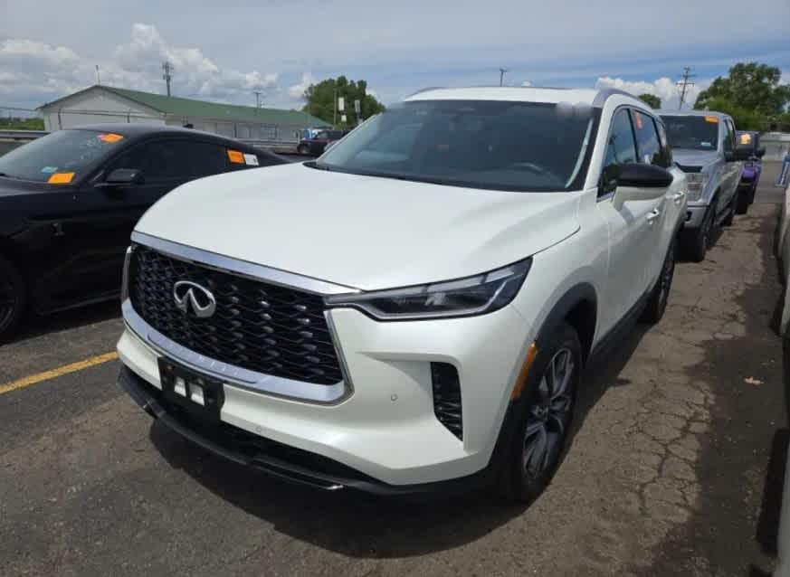 صورة 2 لـ 2024 Infiniti QX60 LUXE