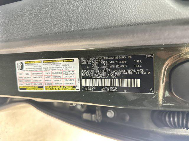 صورة مصغرة 35 لـ 2024 Lexus RX 350 PREMIUM