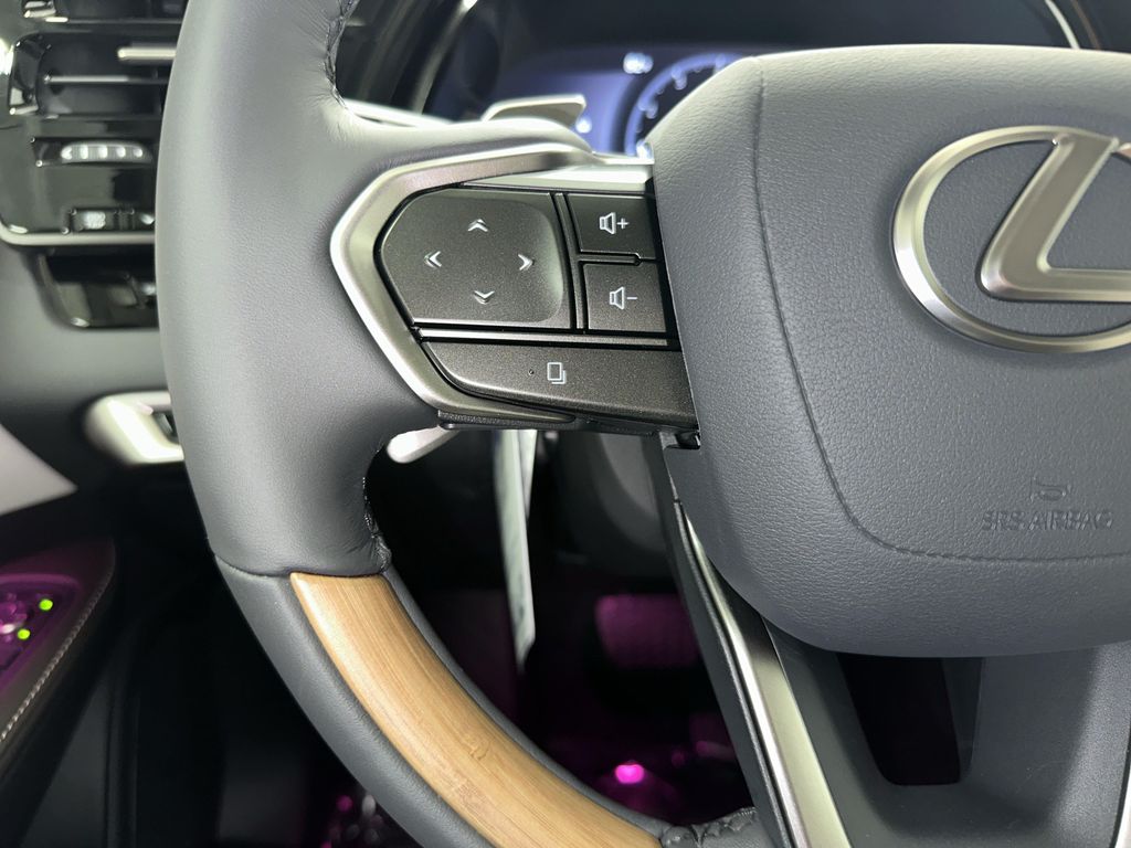 صورة مصغرة 20 لـ 2026 Lexus RX 350 LUXURY