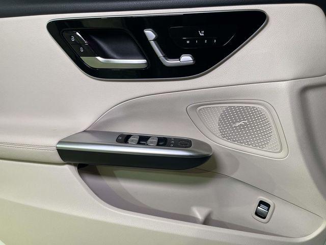 2025 Mercedes-BENZ C-CLASS 缩略图 35