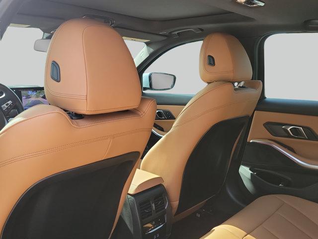 صورة 9 لـ 2024 BMW 330 I