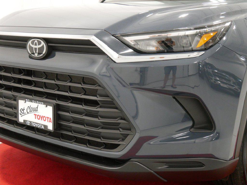 2025 Toyota HIGHLANDER LE — миниатюра 13