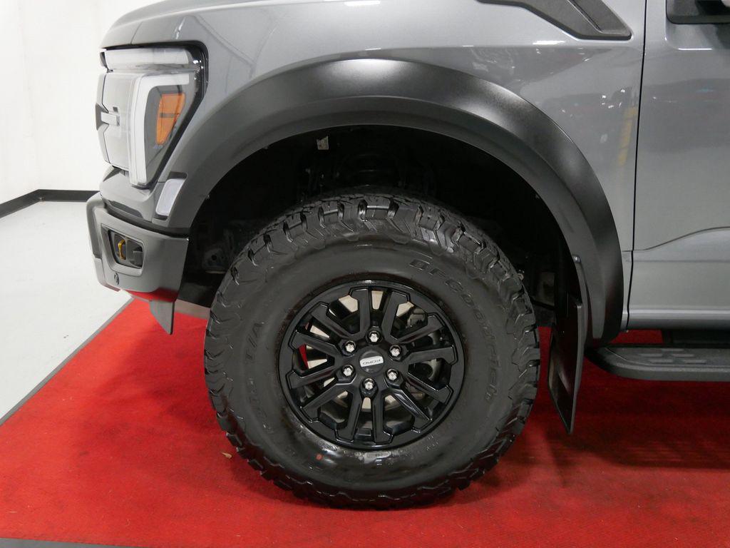 صورة مصغرة 12 لـ 2024 FORD F-150 RAPTOR