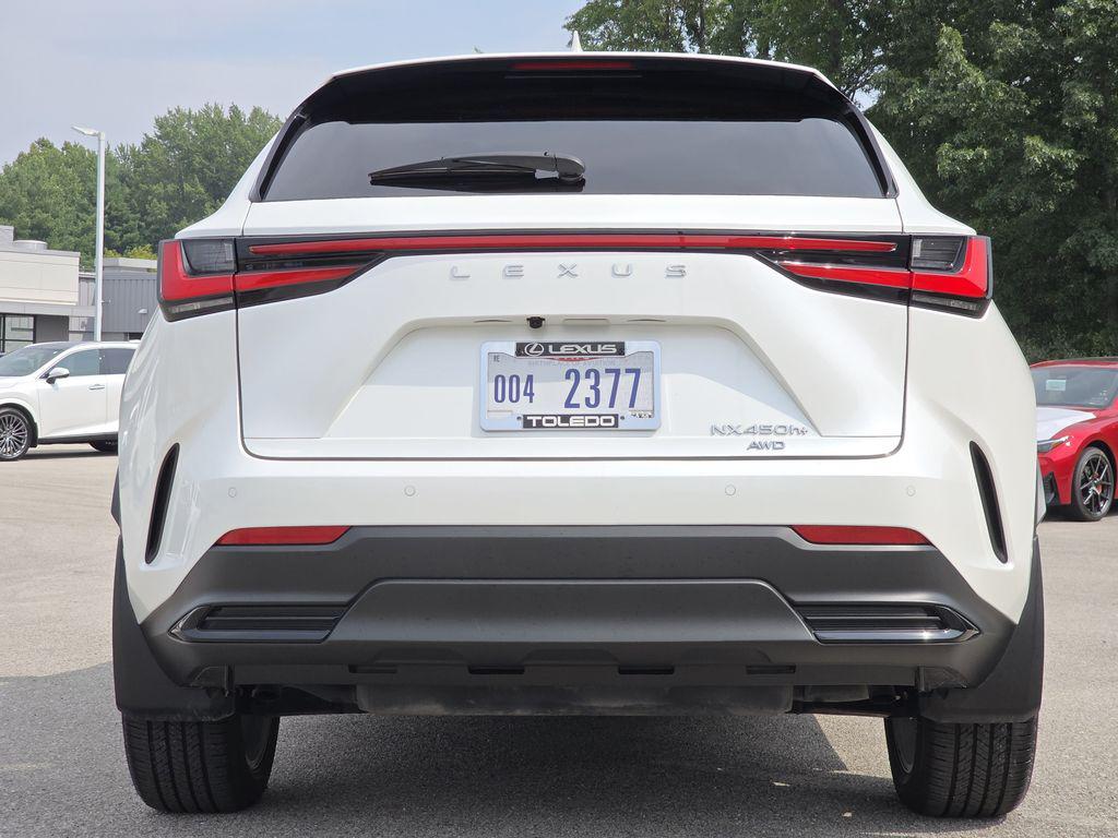 صورة 8 لـ 2025 Lexus NX 450H+ LUXURY