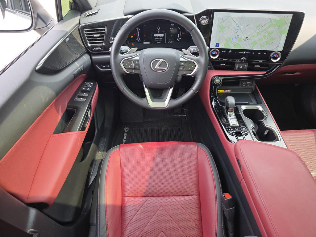 2025 Lexus NX 450H+ LUXURY — фото 3