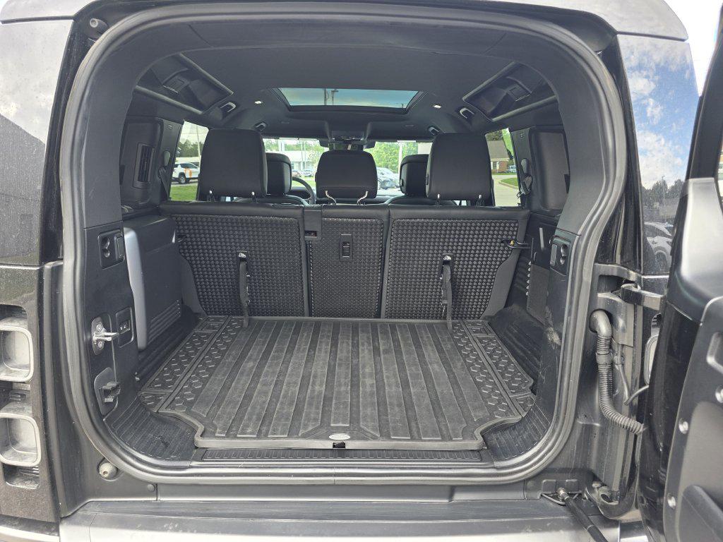2022 LAND Rover DEFENDER 110 V8 — миниатюра 35