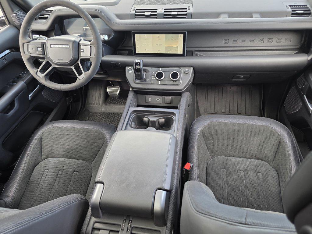 2022 LAND Rover DEFENDER 110 V8 — миниатюра 24