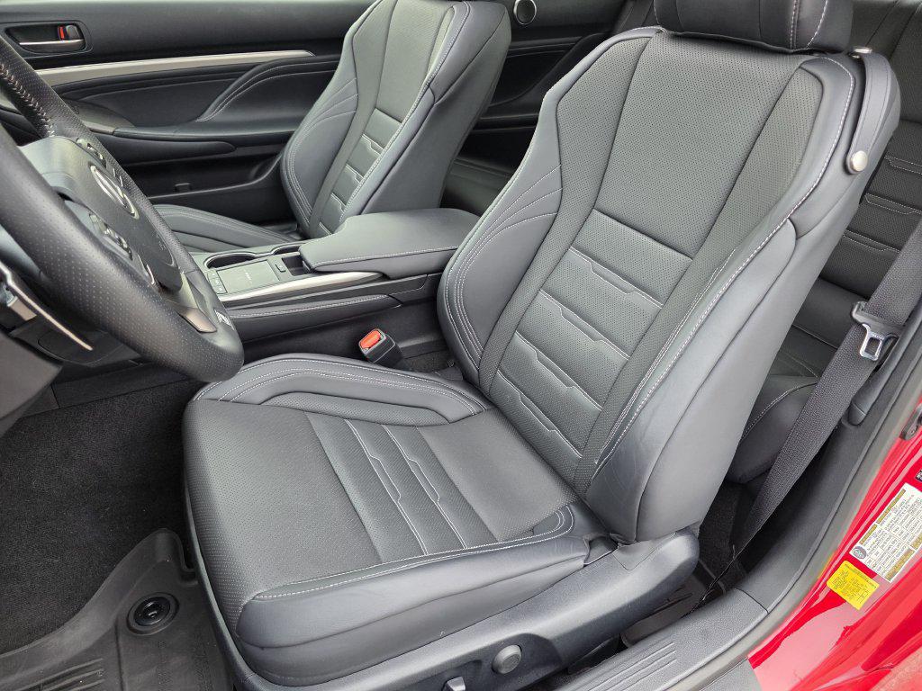 صورة مصغرة 22 لـ 2025 Lexus RC 350 F SPORT