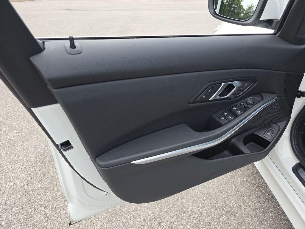 2025 BMW 330 XDRIVE — миниатюра 15