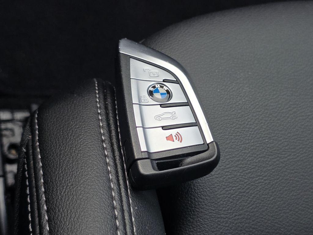2025 BMW 330 XDRIVE — миниатюра 29