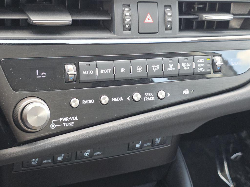 2023 Lexus ES 350 BASE thumbnail 29