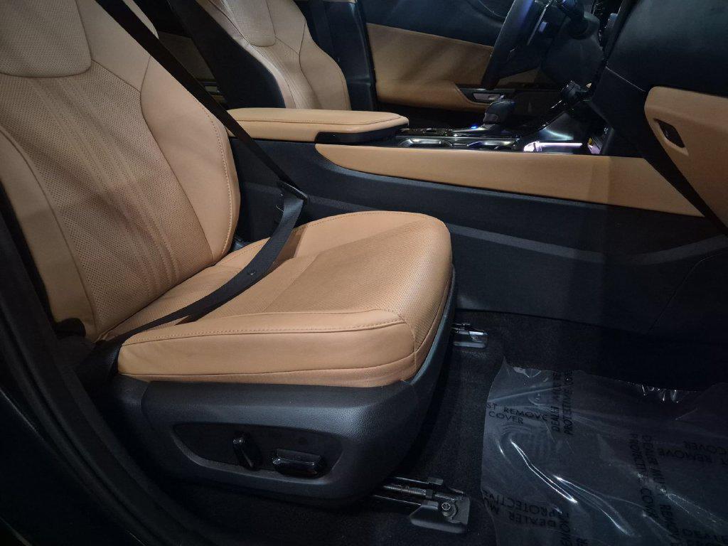 صورة مصغرة 20 لـ 2025 Lexus NX 350H 350H PREMIUM