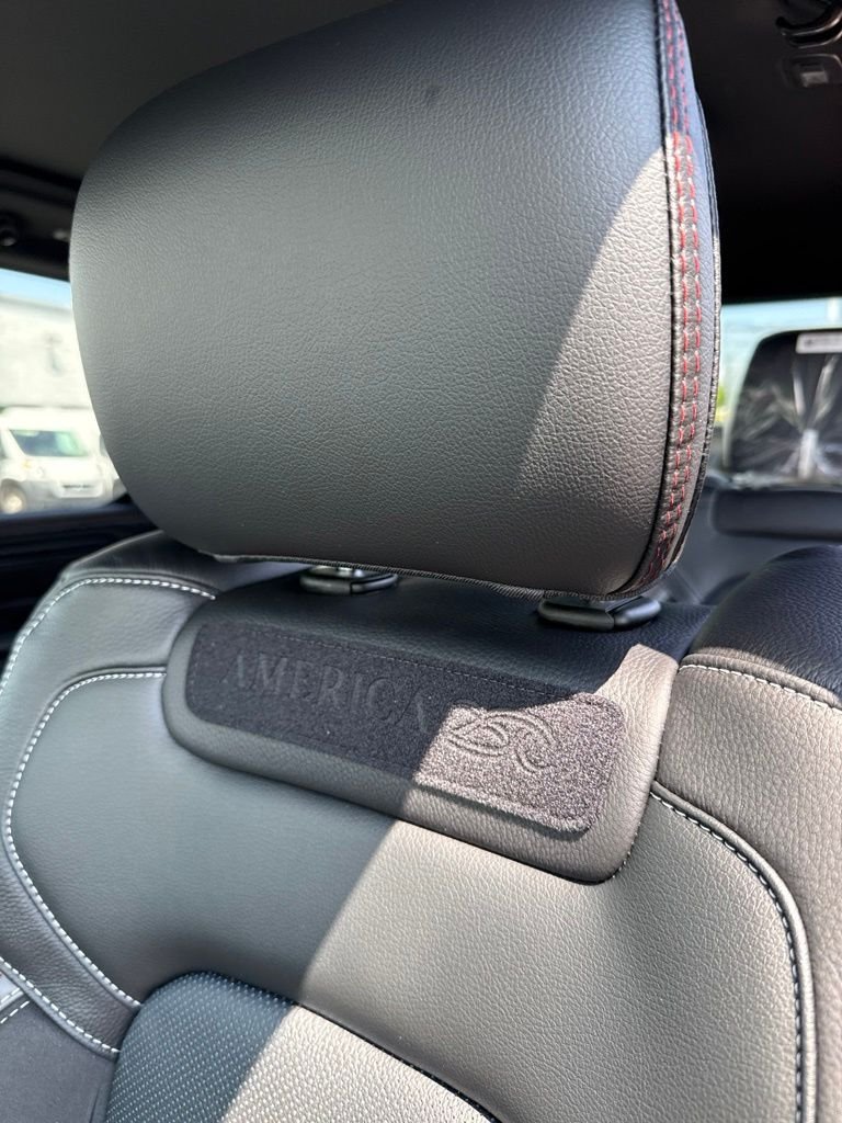 2026 RAM 1500 LARAMIE 缩略图 14