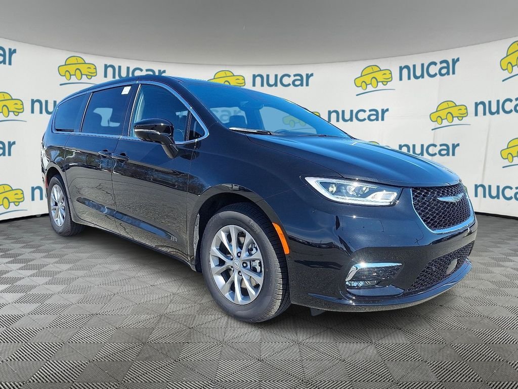 New 2026 Chrysler Pacifica Limited