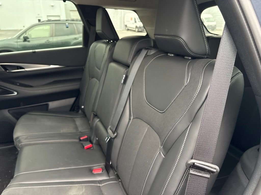 2026 Infiniti QX60 LUXE photo 7