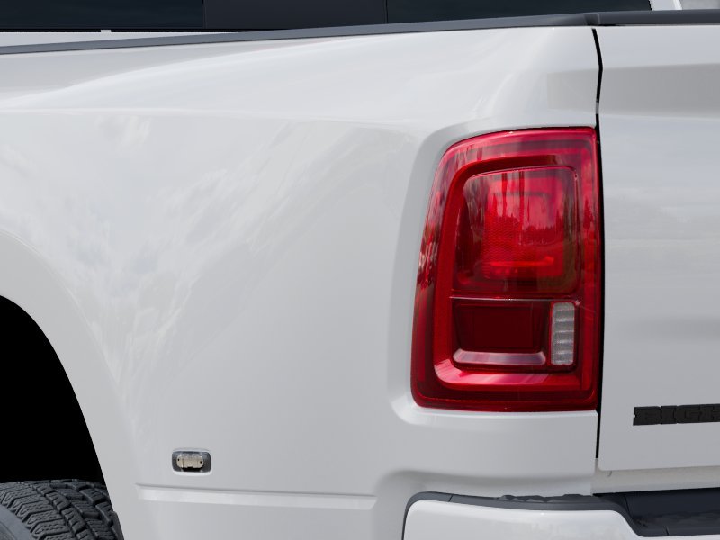 2026 RAM 3500 BIG HORN photo 5