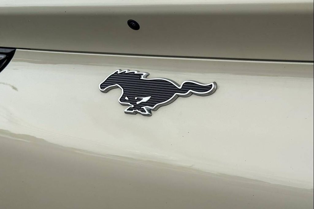 صورة مصغرة 16 لـ 2025 FORD MUSTANG MACH-E SELECT