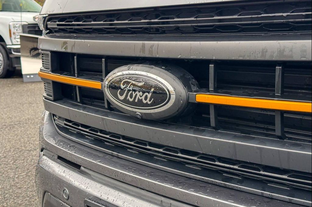 FORD F-150 TREMOR - 9