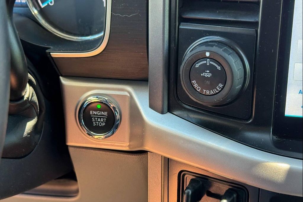 2023 FORD F-150 XLT 缩略图 33
