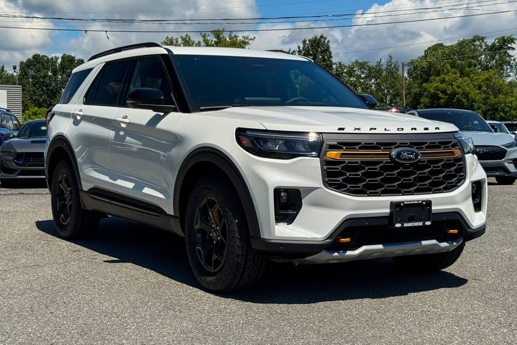 2026 FORD EXPLORER TREMOR 照片 8