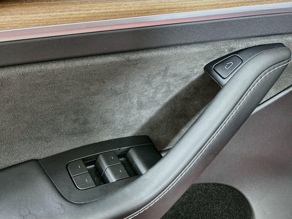صورة مصغرة 12 لـ 2022 Tesla MODEL Y PERFORMANCE DUAL MOTOR ALL-WHEEL DRIVE