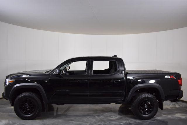 صورة 4 لـ 2023 Toyota TACOMA SR5