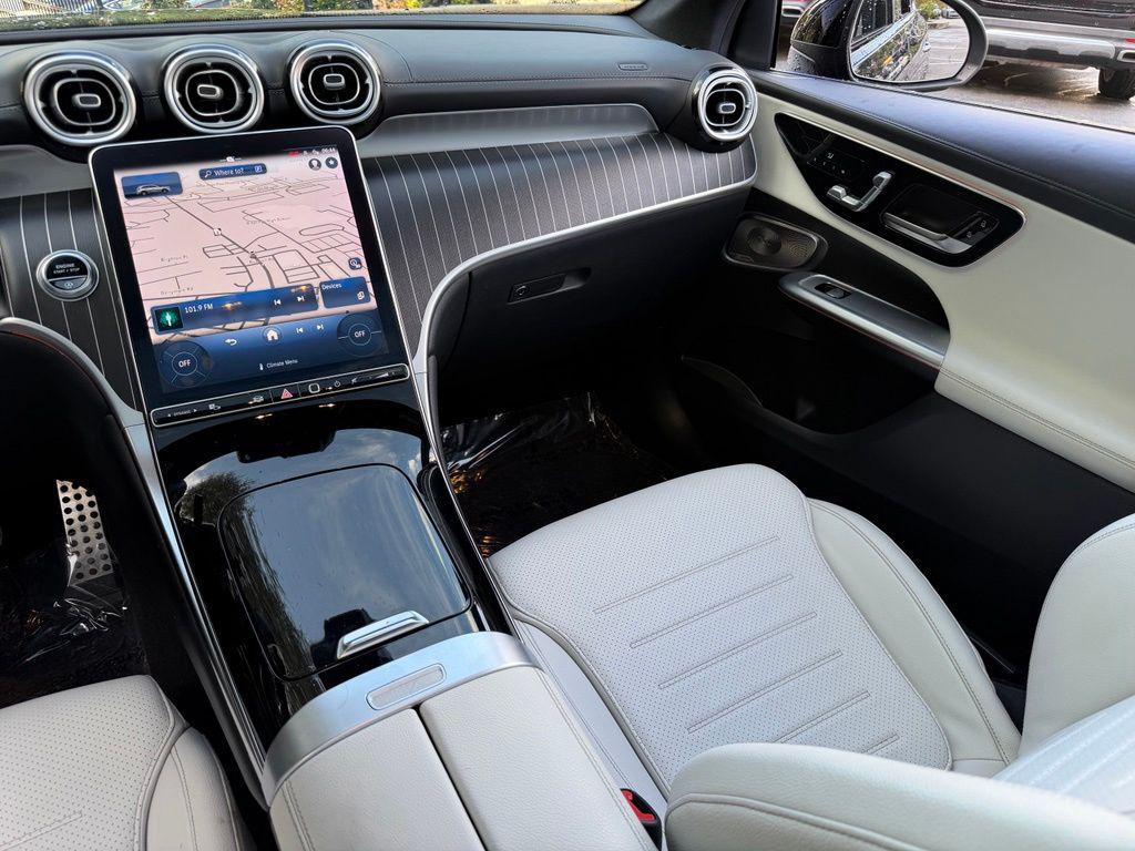 صورة مصغرة 40 لـ 2023 Mercedes-BENZ GLC