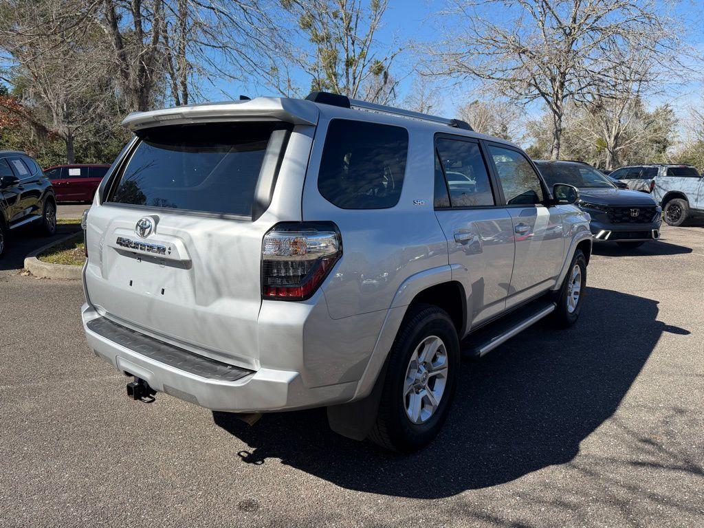 TOYOTA 4RUNNER - 6